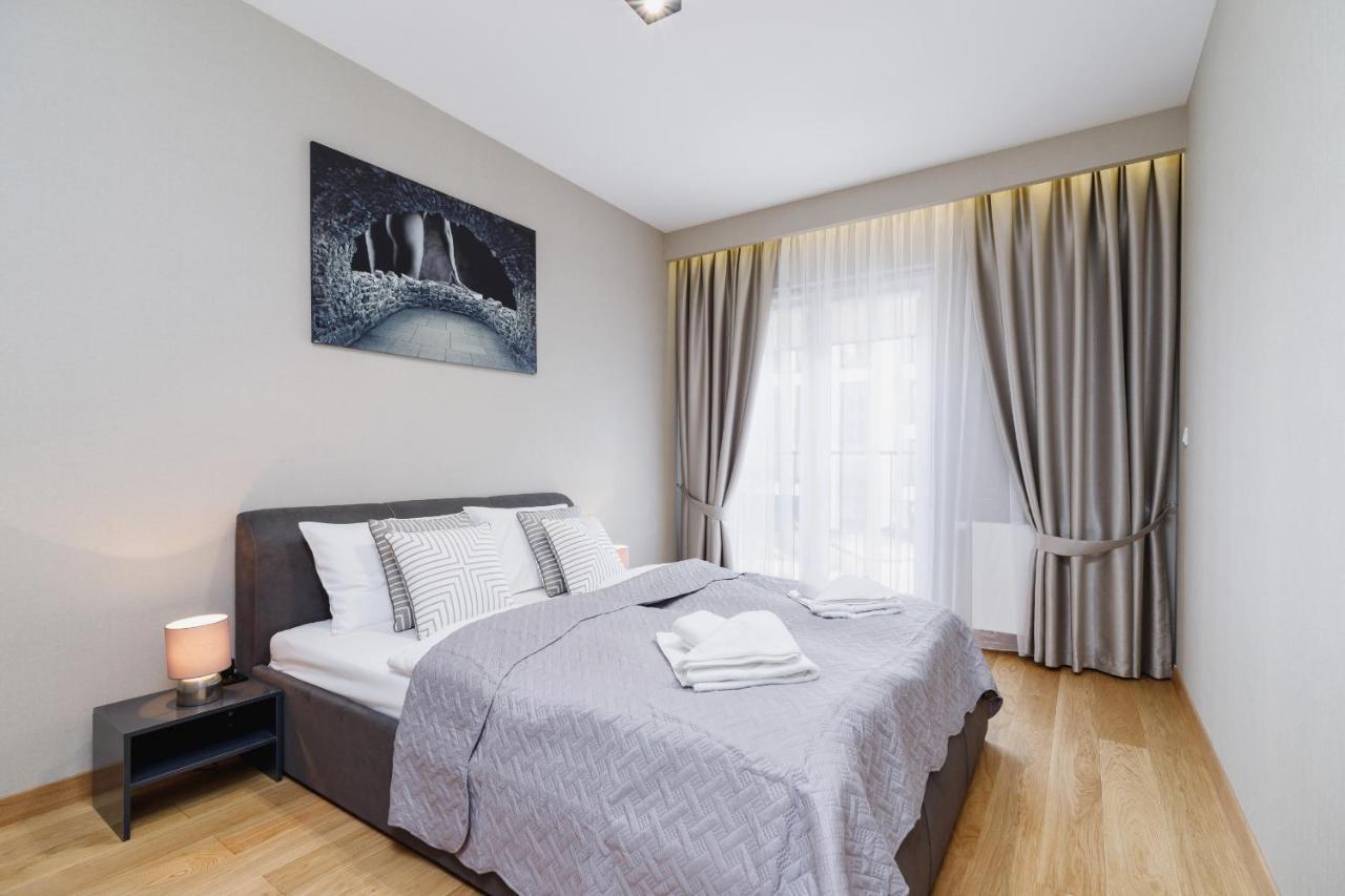 Go Rakowicka By Renters Apartament *